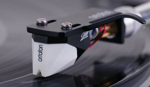 an image of showing standard or half-inch mount cartridge