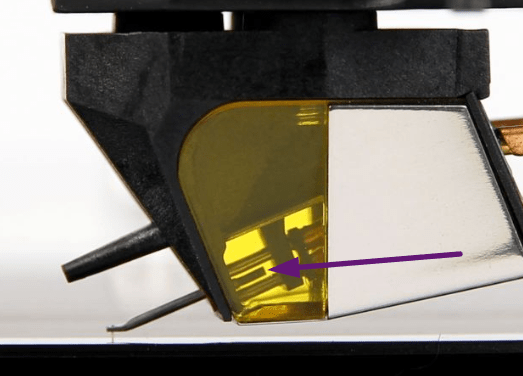 an image showing zoomed in electric signals generation system of a cartridge