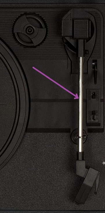 an image showing tonearm of record player