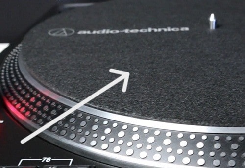 an image showing a close look of felt mat