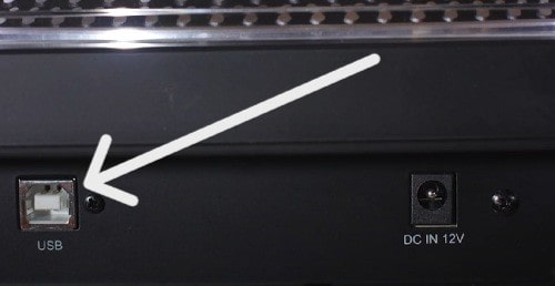 an image showing the USB output of turntable