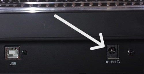 an image showing the power input jack