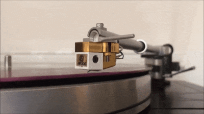 an gif showing condition before using oven method