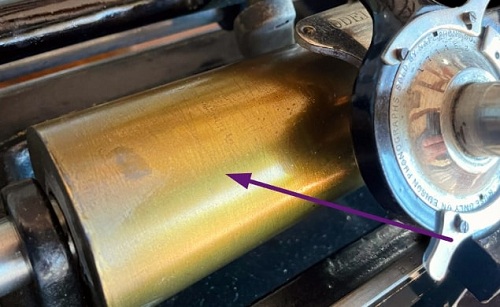 an image showing the Mandrel of phonograph